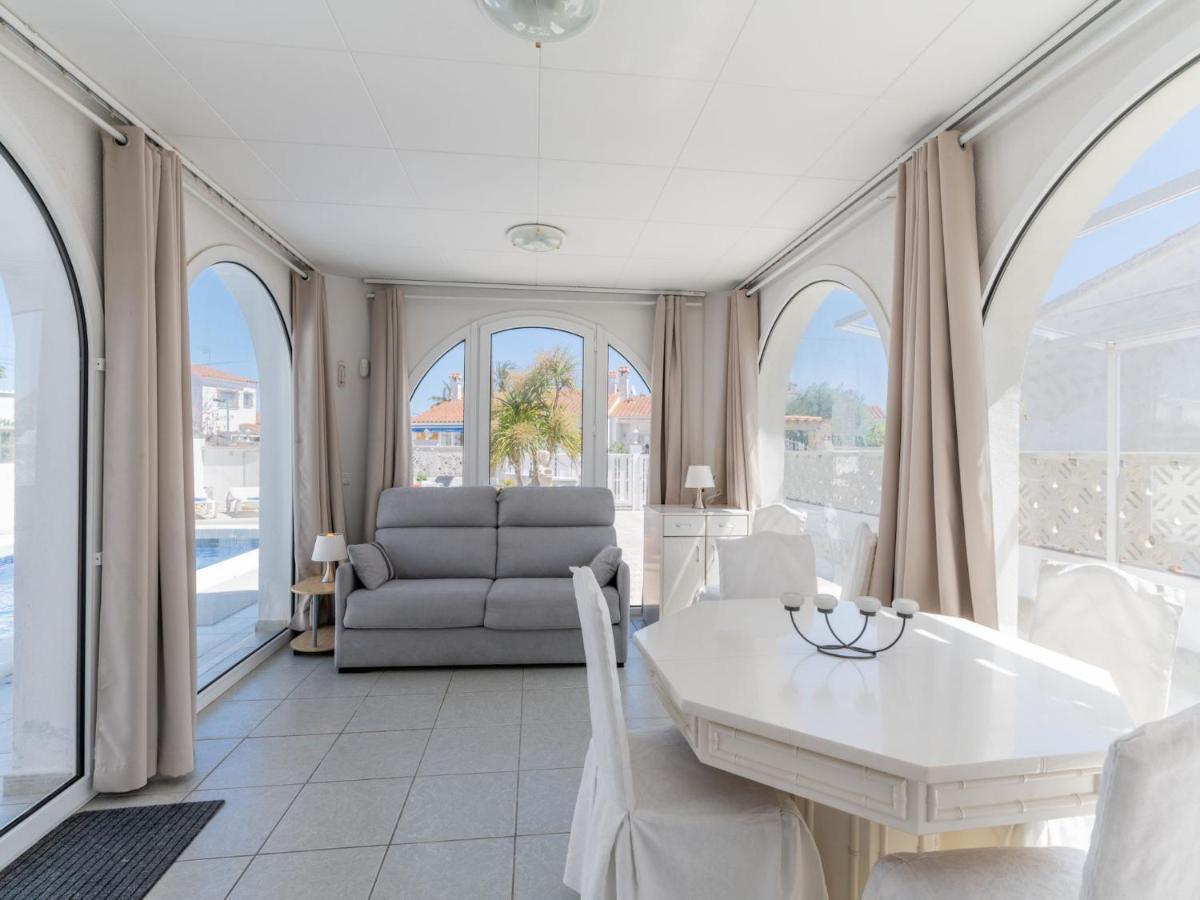 Holiday Home Roanne By Interhome Empuriabrava Exteriér fotografie